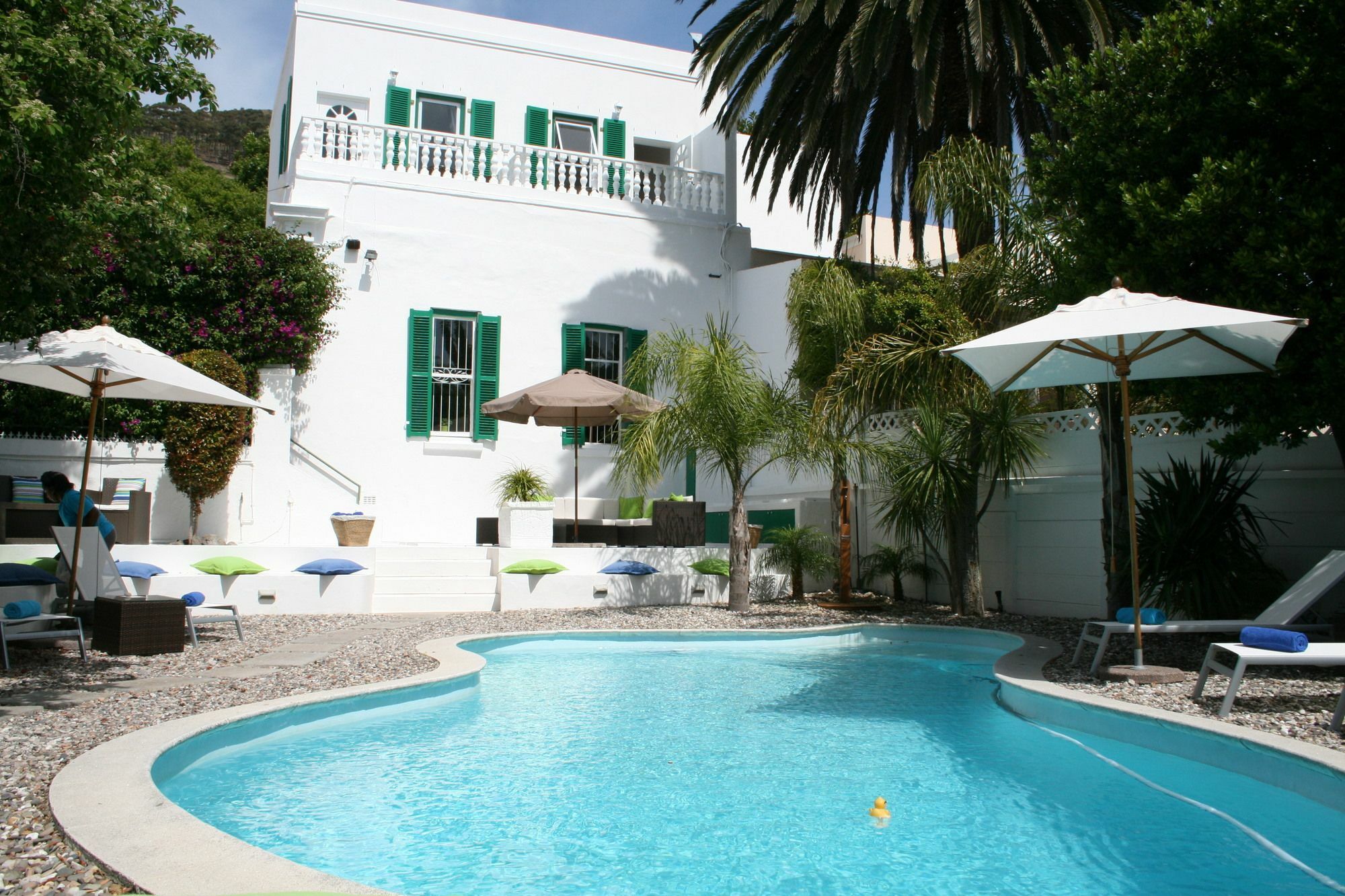 Africanhome Guesthouse Cape Town Exterior photo