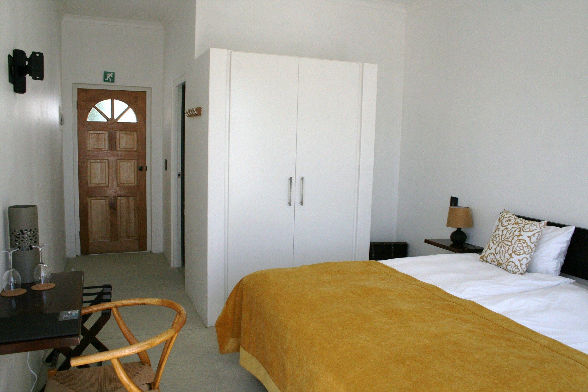 Africanhome Guesthouse Cape Town Exterior photo